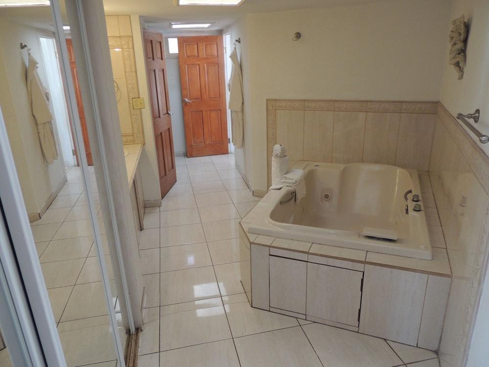 Hotel Calafia Росарито Екстериор снимка